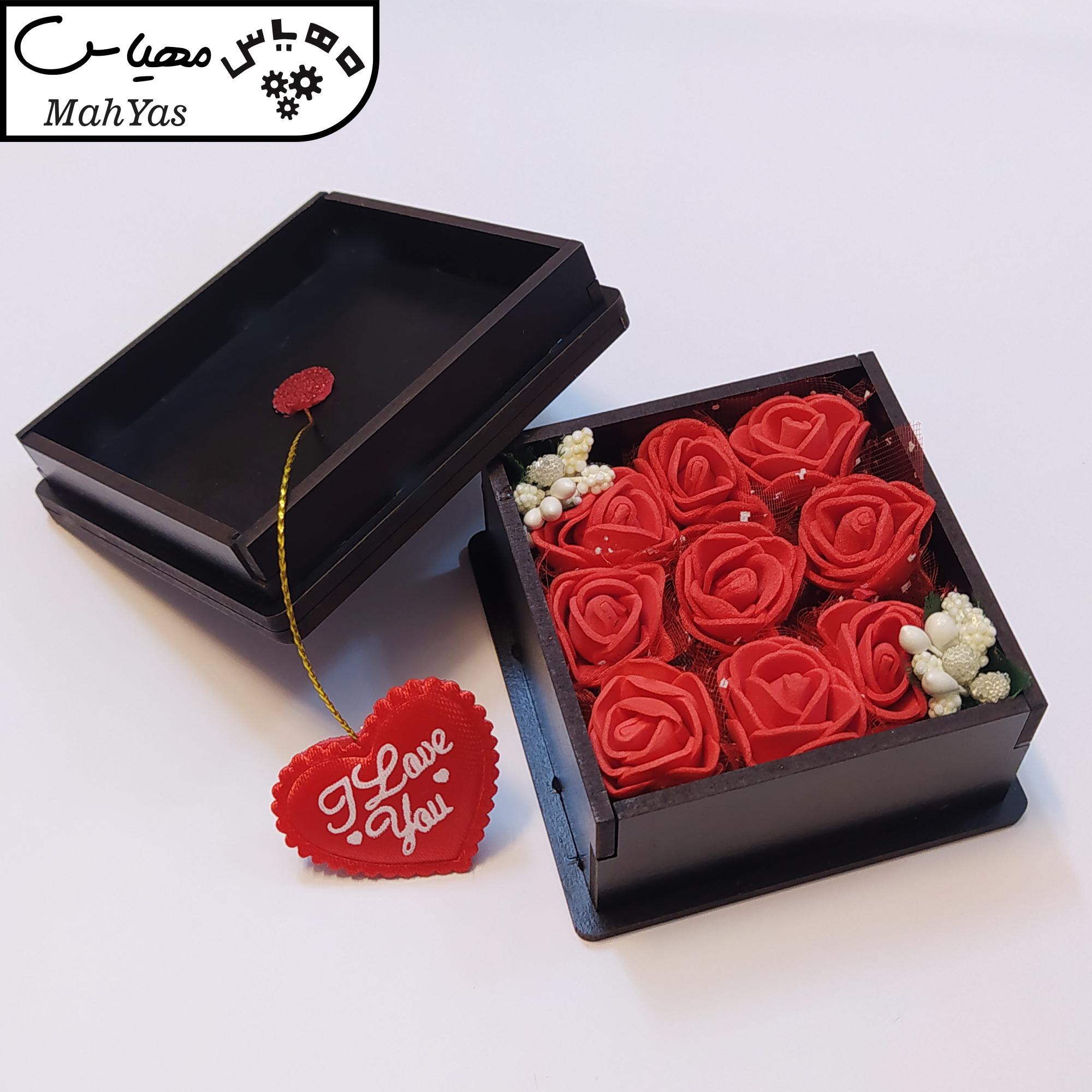 جعبه گل مصنوعی مدل عشق