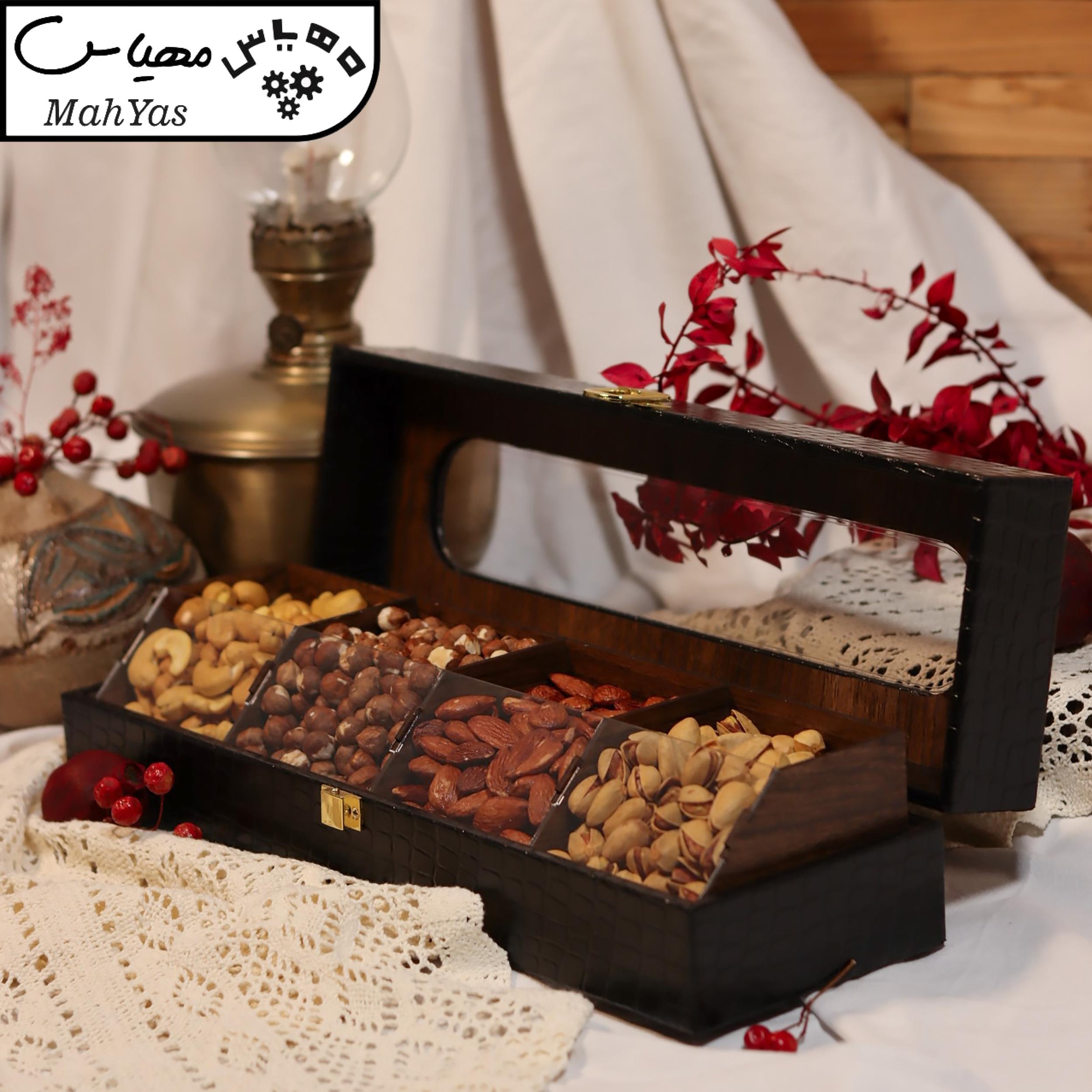 جعبه پذیرایی مدل زرین 4 خانه